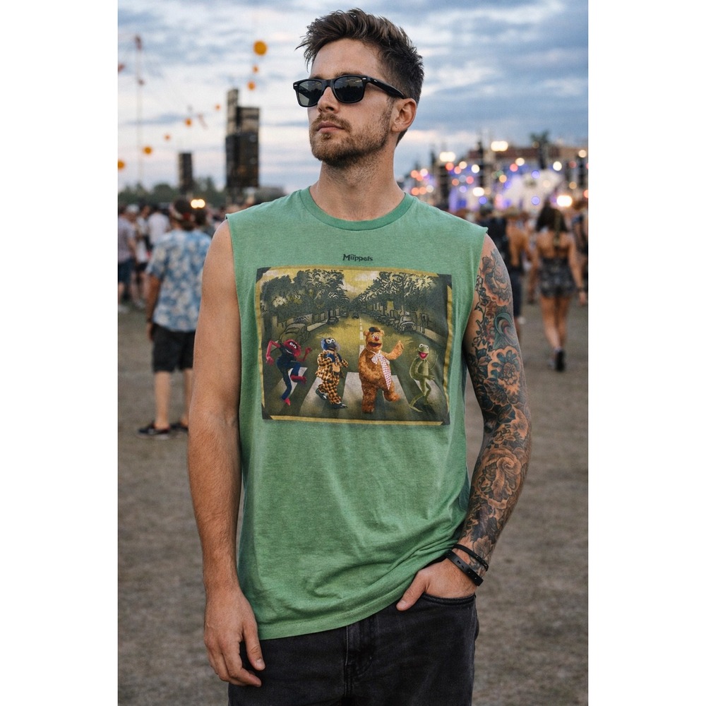 The Muppets Abbey Road Beatles Parody‎ Green Graphic Muscle Tank Top Shirt Sz M